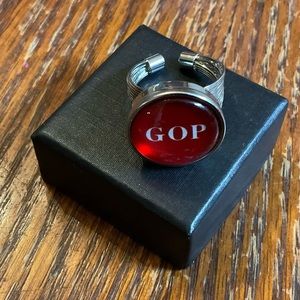 🇺🇸🐘 GOP Adjustable Silver Ring!